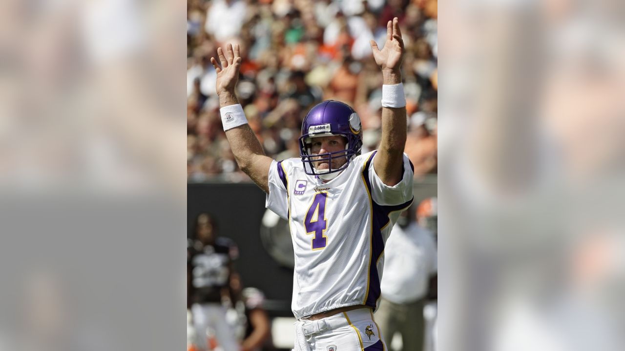 Brett Favre, Randall Cunningham Top 10 Retirement Comebacks