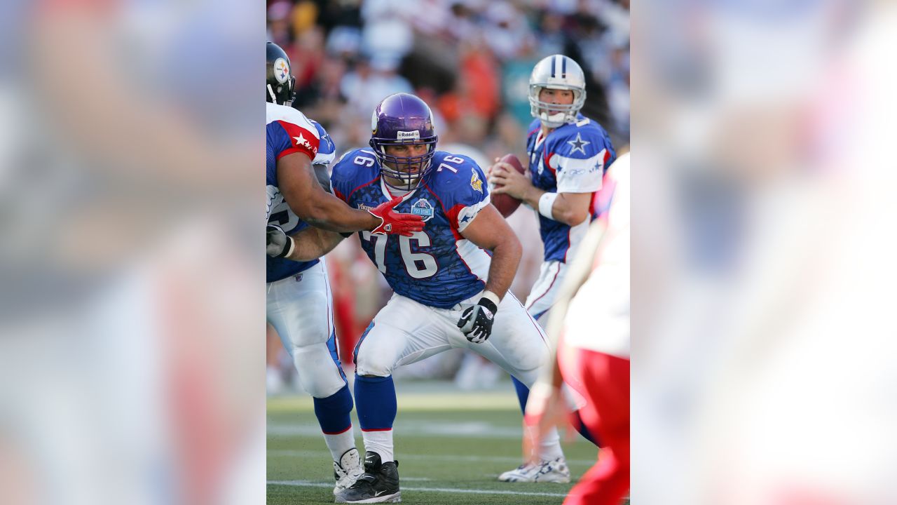 Former Vikings great Steve Hutchinson raised standard for NFL guards North  News - Bally Sports