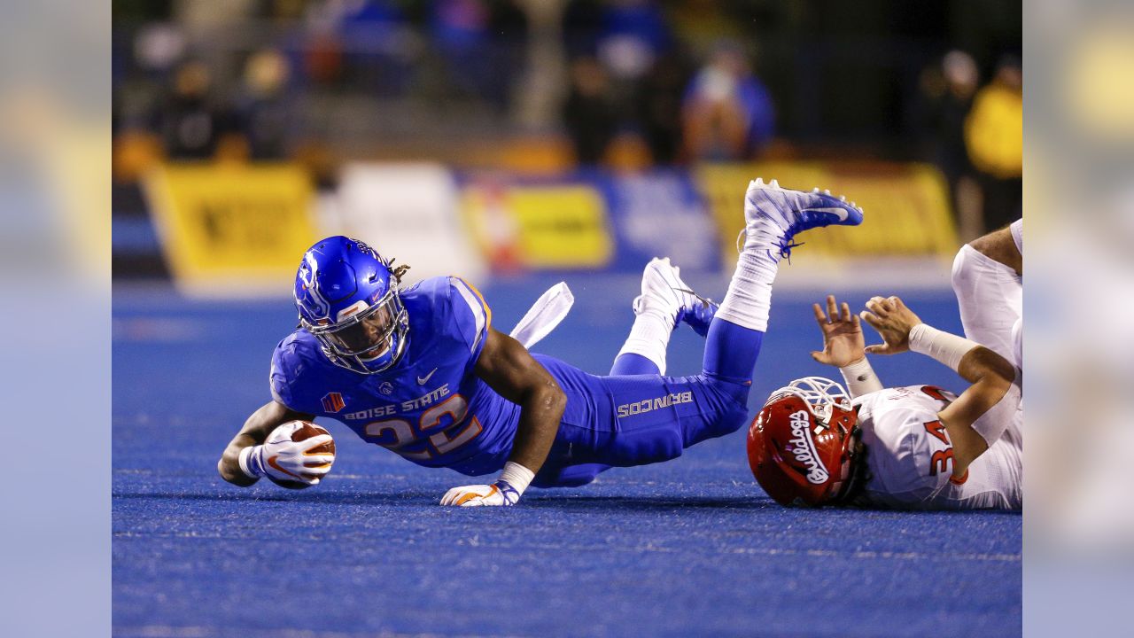 BOISE, ID - OCTOBER 21: Boise State Broncos running back Alexander Mattison  (22) shows some frustration after running out of bounds during the regular  season game between the Wyoming Cowboys verses the