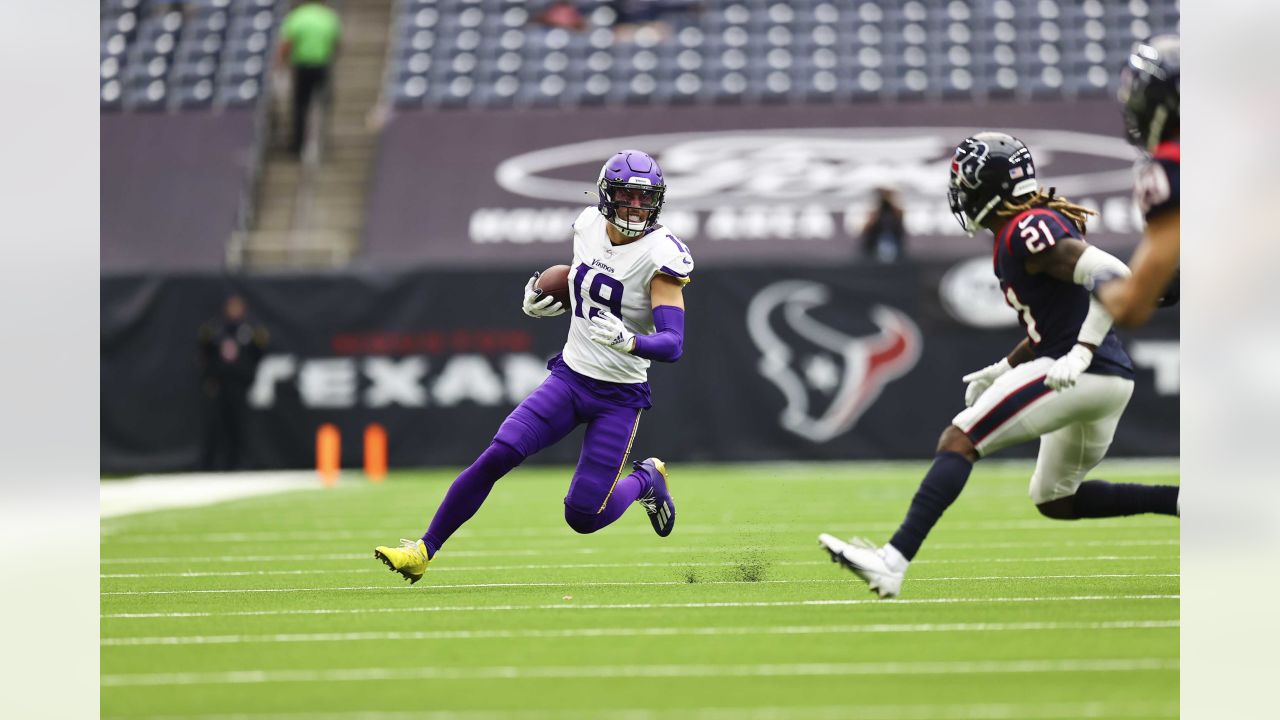 Vikings cornerbacks dedicating season to late teammate Jeff Gladney – Twin  Cities