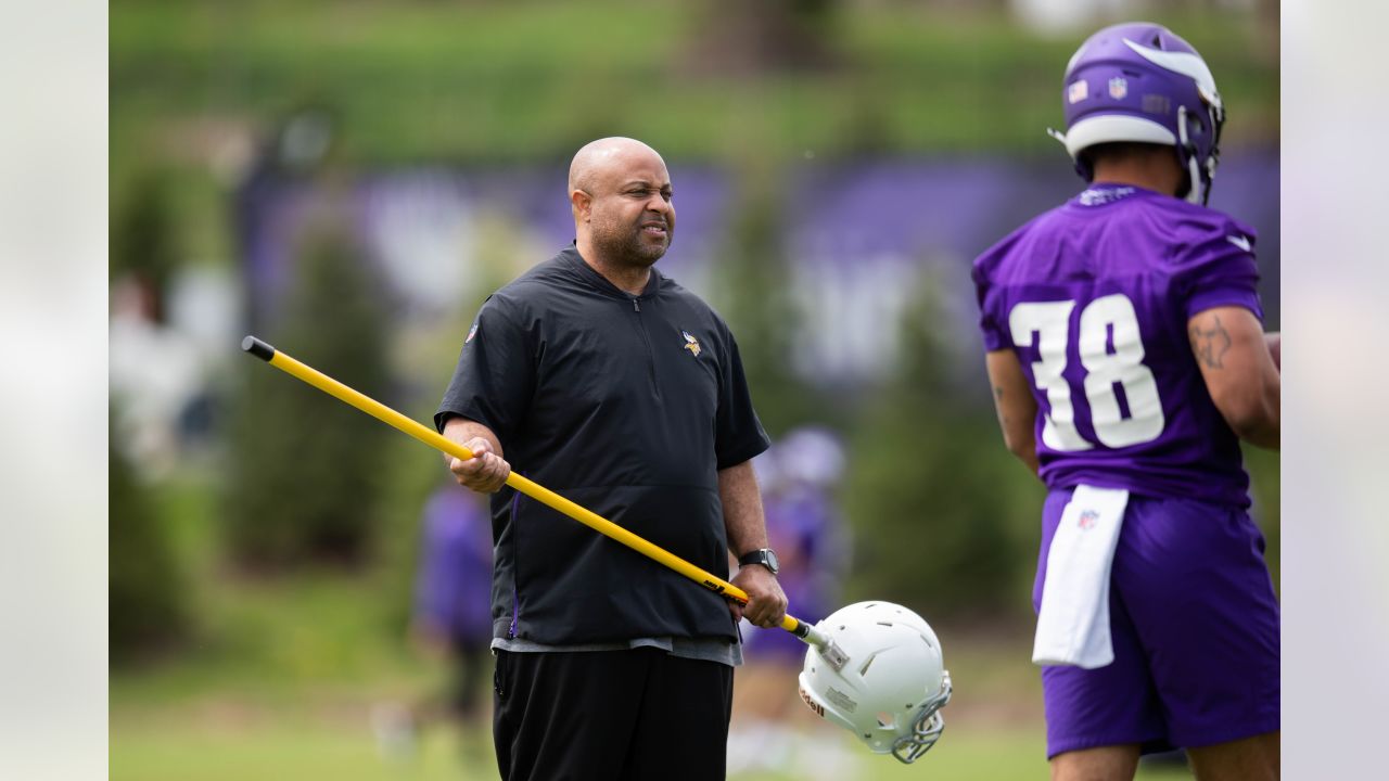 Jordan Hicks Fired Up to Play with Eric Kendricks