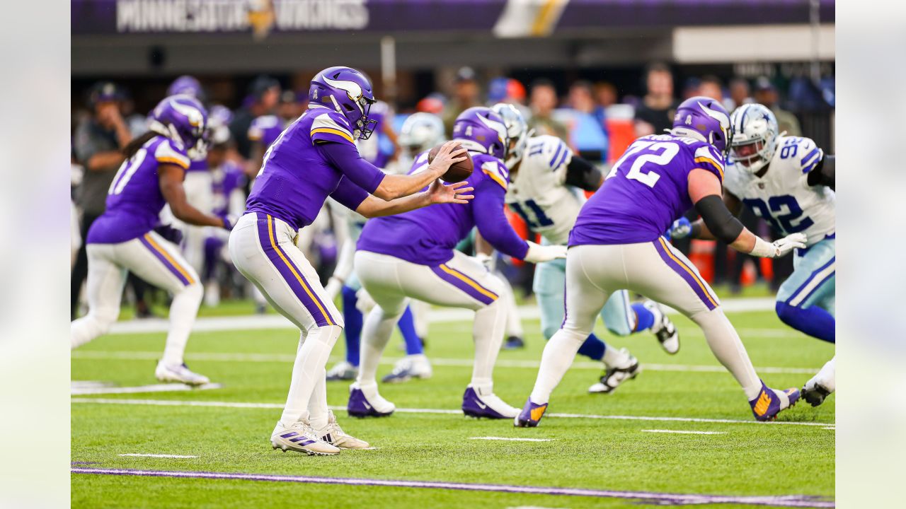 Vikings miss 2-point conversion, fall to Cowboys by 2 - The Dickinson Press