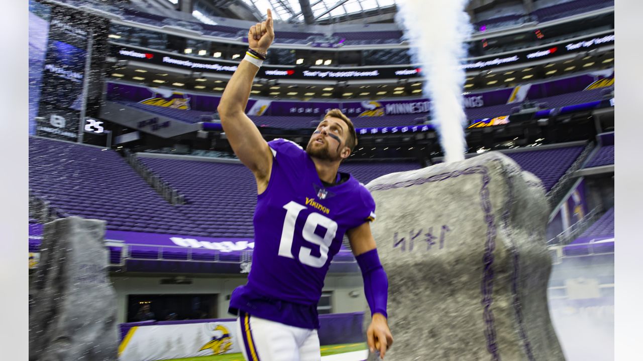 Vikings practice: Christian Darrisaw back, but Adam Thielen sits – Twin  Cities