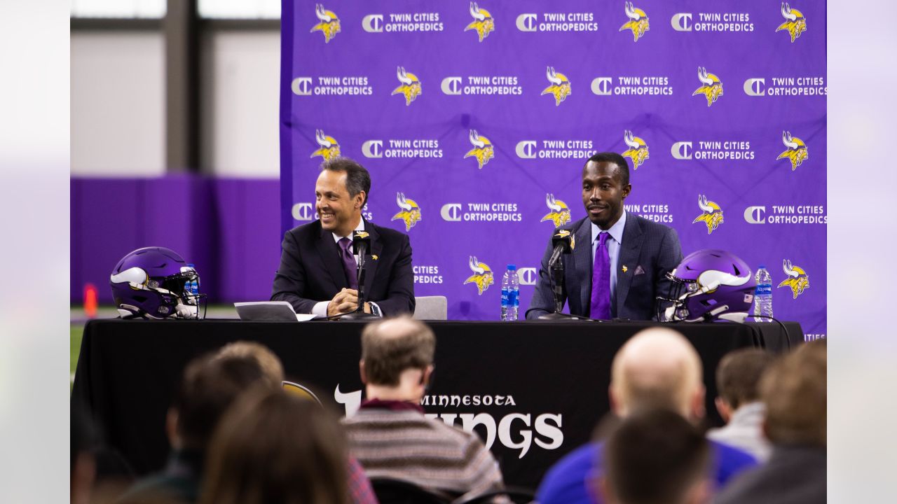 Vikings hiring analytics-minded Kwesi Adofo-Mensah as general manager 