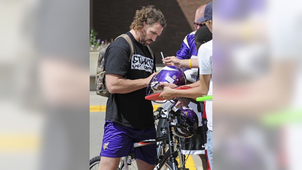 Minnesota Vikings on X: .@JaredAllen69 has signed a one-day contract with  us so he can retire as a Viking. MORE:    / X