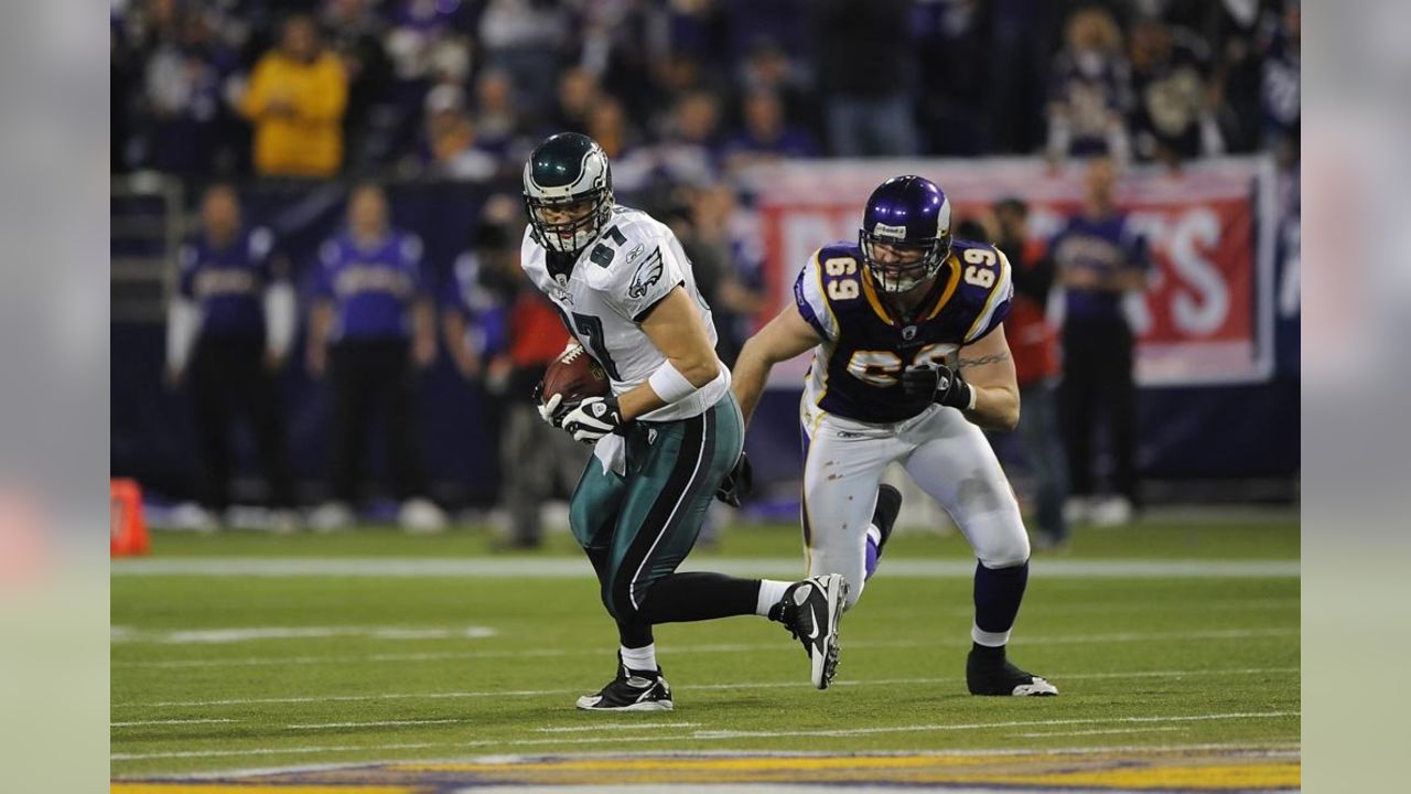 Minnesota Vikings linebacker Danielle Hunter (99) in action during the  second half of an NFL football game against the New York Jets, Sunday, Dec.  4, 2022 in Minneapolis. (AP Photo/Stacy Bengs Stock