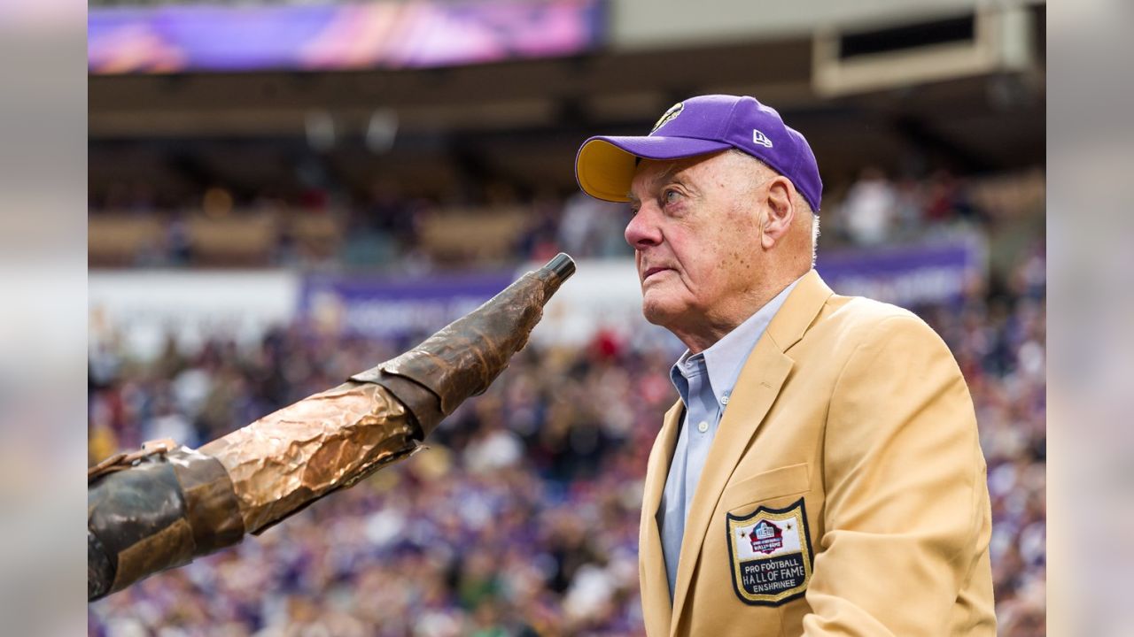 Minnesota Vikings Remembering Bud Grant Memorial Program 5/21/23 US Bank  Stadium