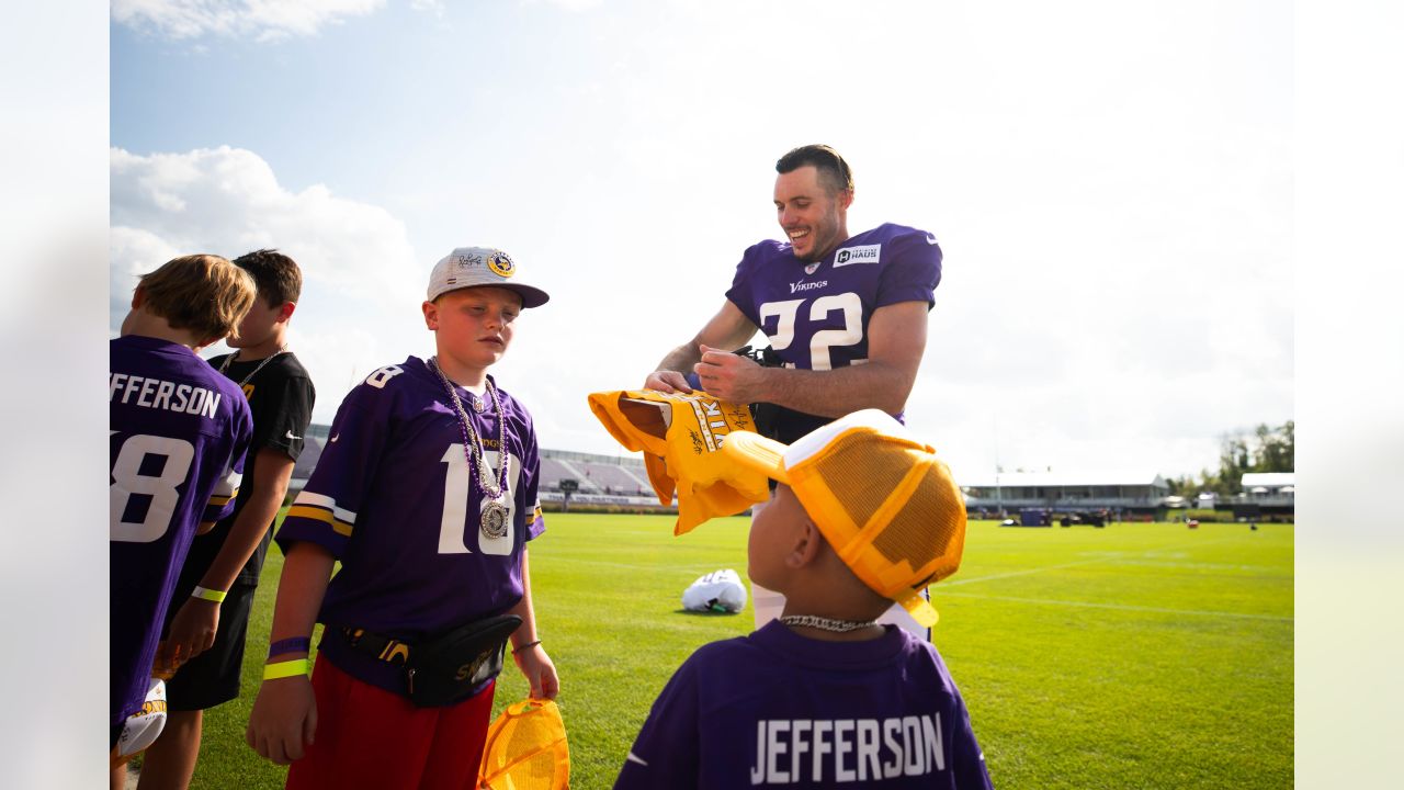 Kirk Cousins Wears No. 66 to Practice in Nod to Punter Ryan Wright