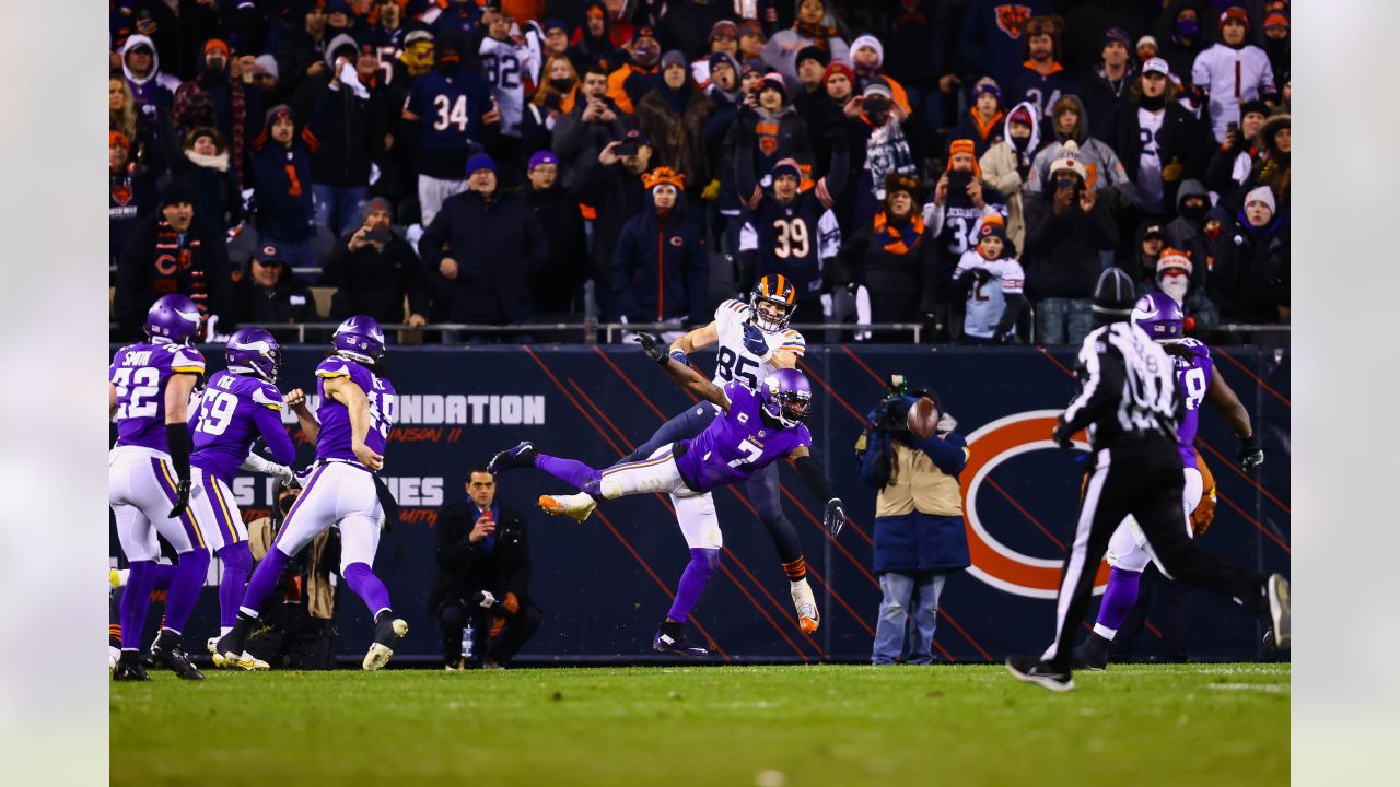 Vikings beat Bears 17-9 as penalties, mistakes hurt Chicago