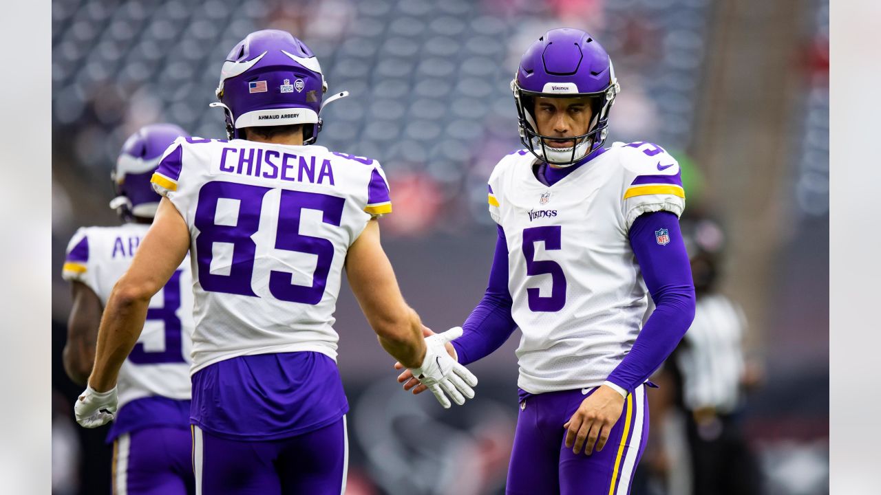 Vikings re-sign K Greg Joseph - Daily Norseman