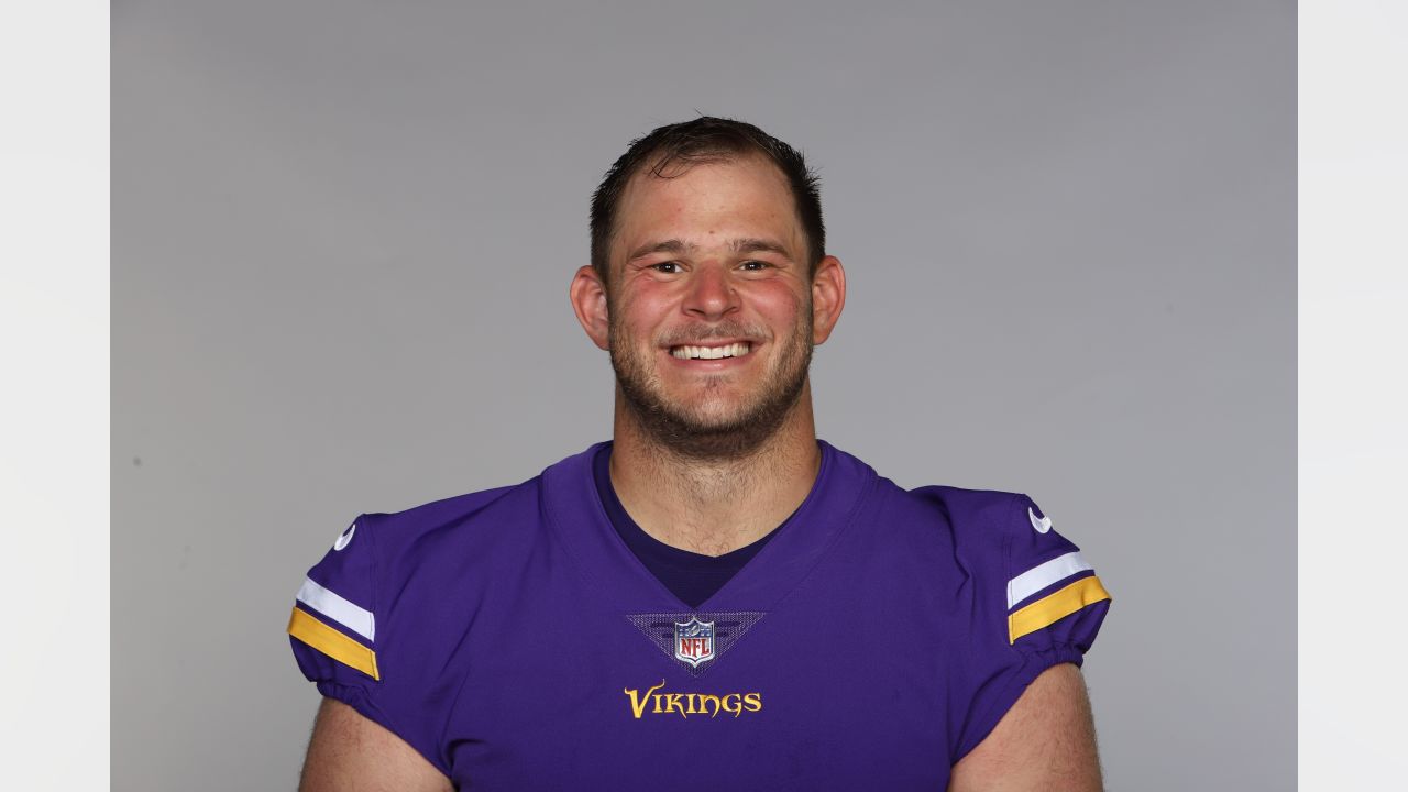 Vikings' Barr, Joseph thrilled to be captains