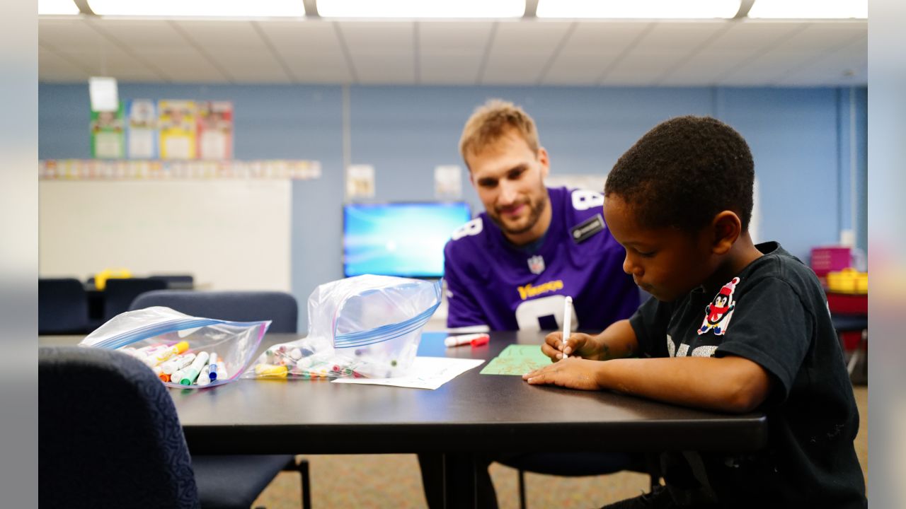 Hy-Vee Offers Kirk Cousins Cereal That's Intercepted From Your Spoon Before  You Can Take a Bite - The Nordly