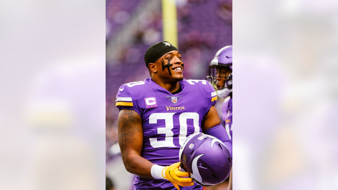 Minnesota Vikings defensive tackle Armon Watts (96) runs during an NFL  football game against the Baltimore Ravens, Sunday, Nov. 07, 2021 in  Baltimore. (AP Photo/Daniel Kucin Jr Stock Photo - Alamy