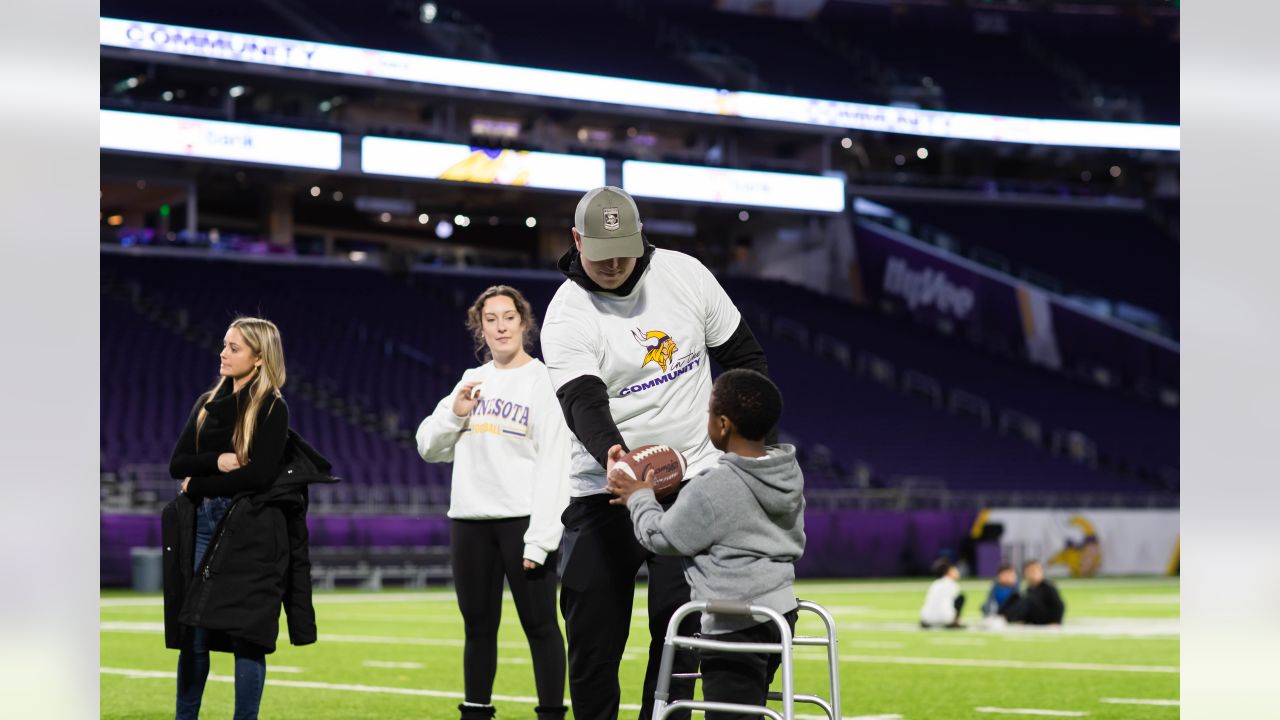 Vikings, My Very Own Bed & U.S. Bank Surprise 50 Youth with New Sleep  Number 360 Smart Beds