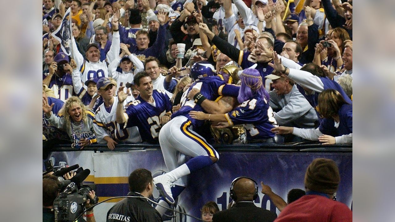 Rashad Officially Enters The Vikings Ring of Honor 