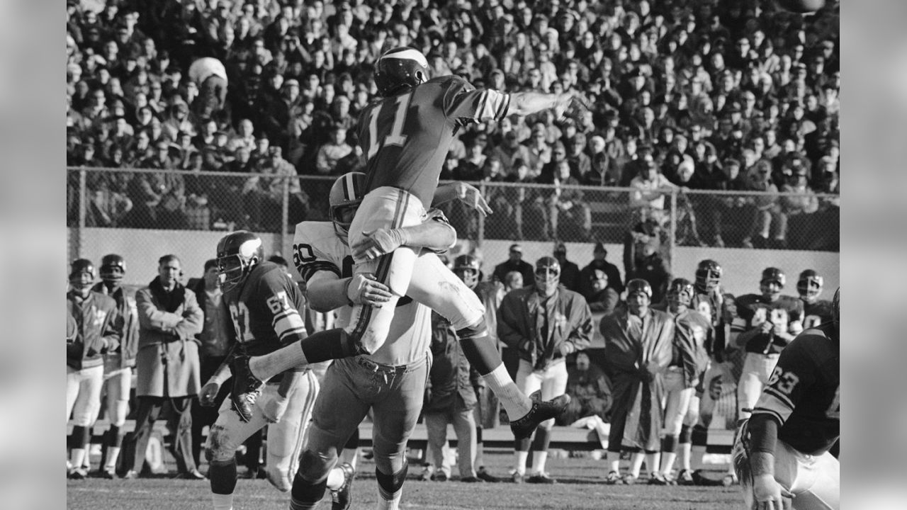 San Francisco, California, USA. 1st Jan, 1989. San Francisco 49ers vs  Minnesota Vikings at Candlestick Park Sunday, January 1, 1989. 49ers Beat  Vikings 34-19, Division Playoff. Viking on Offense. Credit: Al Golub/ZUMA