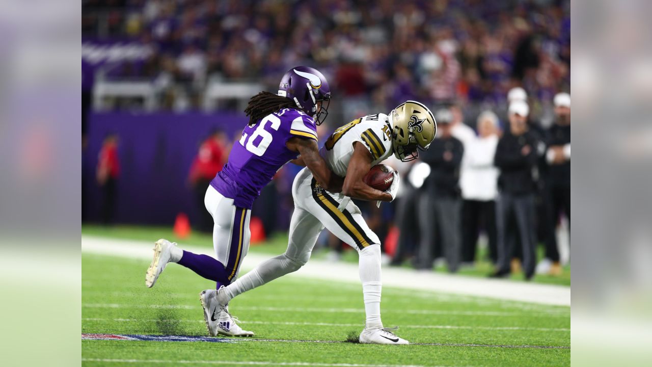 Fumbles, penalties doom Saints in 28-25 loss to Vikings