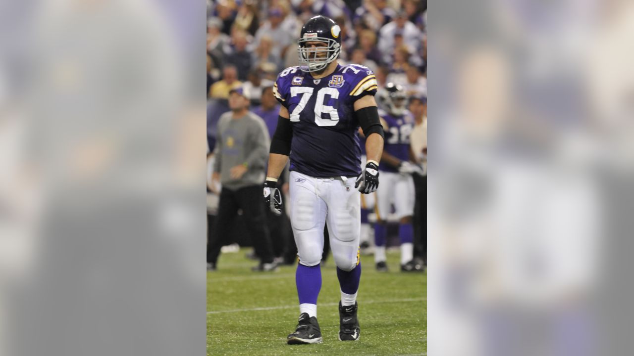 Former Vikings guard Steve Hutchinson has been officially immortalized