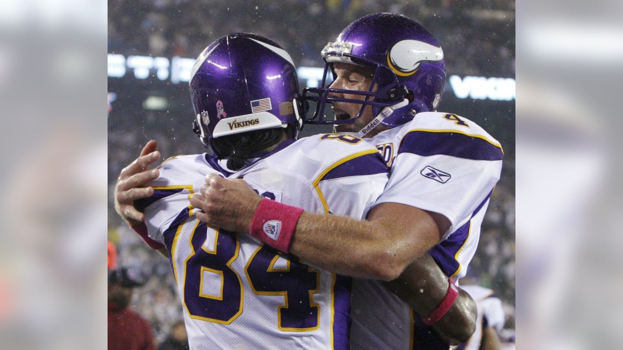 Vikings to induct Randy Moss, Ahmad Rashad into ring of honor