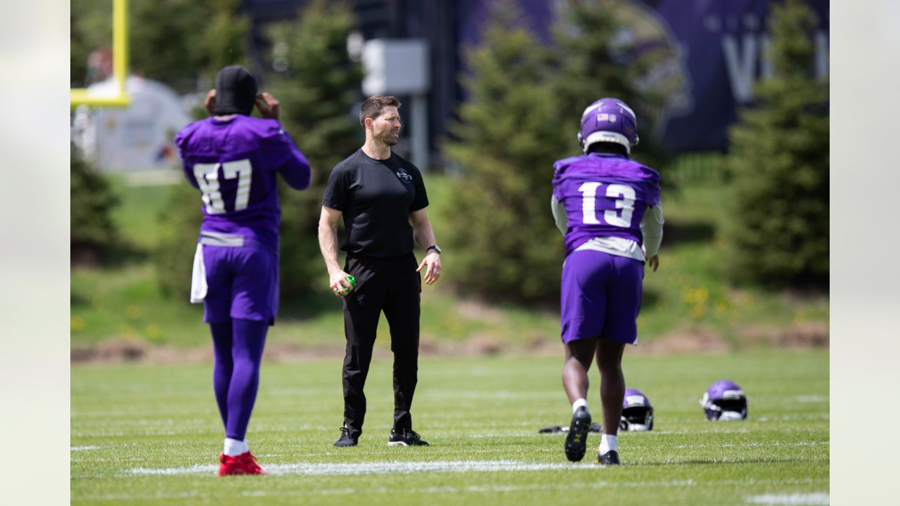 Jordan Hicks Fired Up to Play with Eric Kendricks