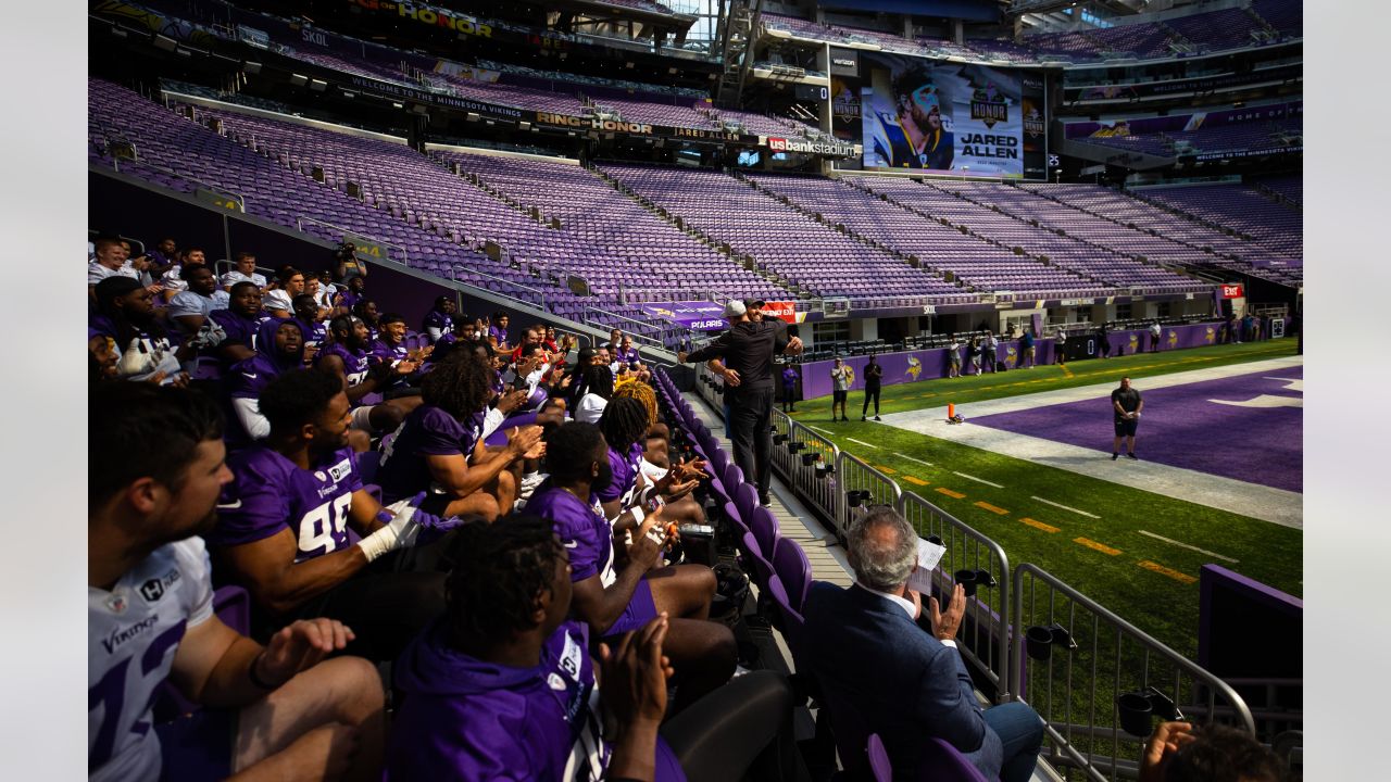 Jared Allen reflects on being named to Vikings Ring of Honor -  5  Eyewitness News