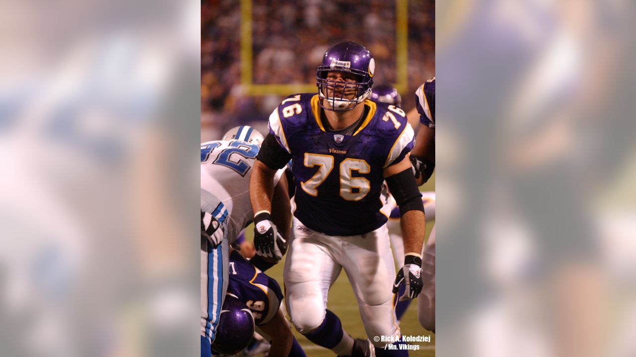 Minnesota Vikings left guard Steve Hutchinson is seen during football  training camp July 31, 2006, in Mankato, Minn. Matt Birk is back at center,  Hutchinson was the biggest free-agent deal of the