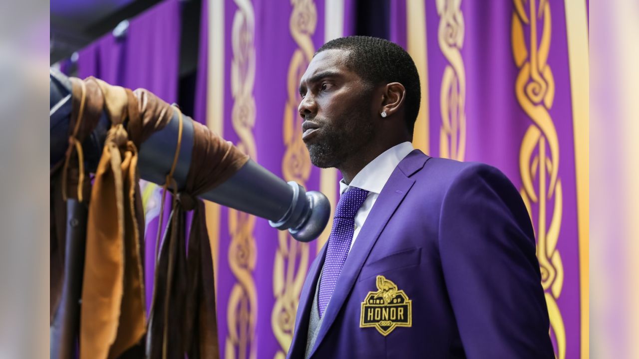 Vikings to induct Randy Moss, Ahmad Rashad into ring of honor – The Denver  Post