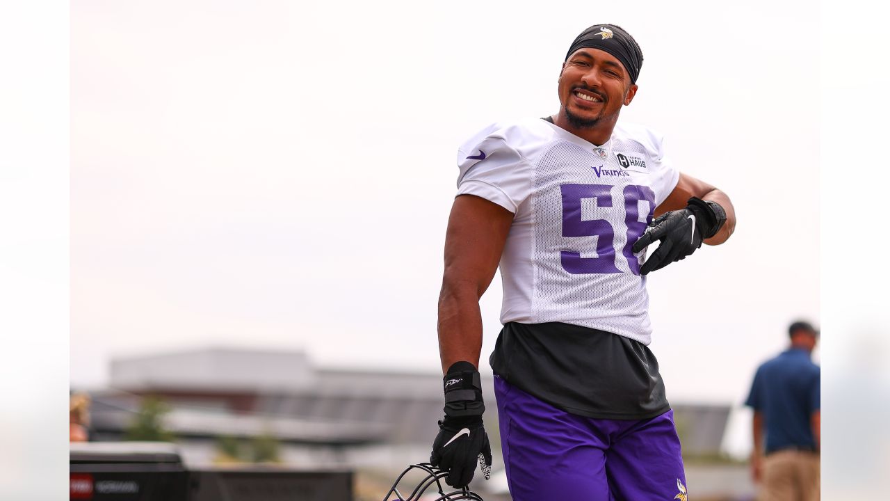 Minnesota Vikings cornerback Cameron Dantzler Sr. (3) on the field prior to  an NFL football game against the Chicago Bears, Sunday, Oct. 9, 2022 in  Minneapolis. (AP Photo/Stacy Bengs Stock Photo - Alamy