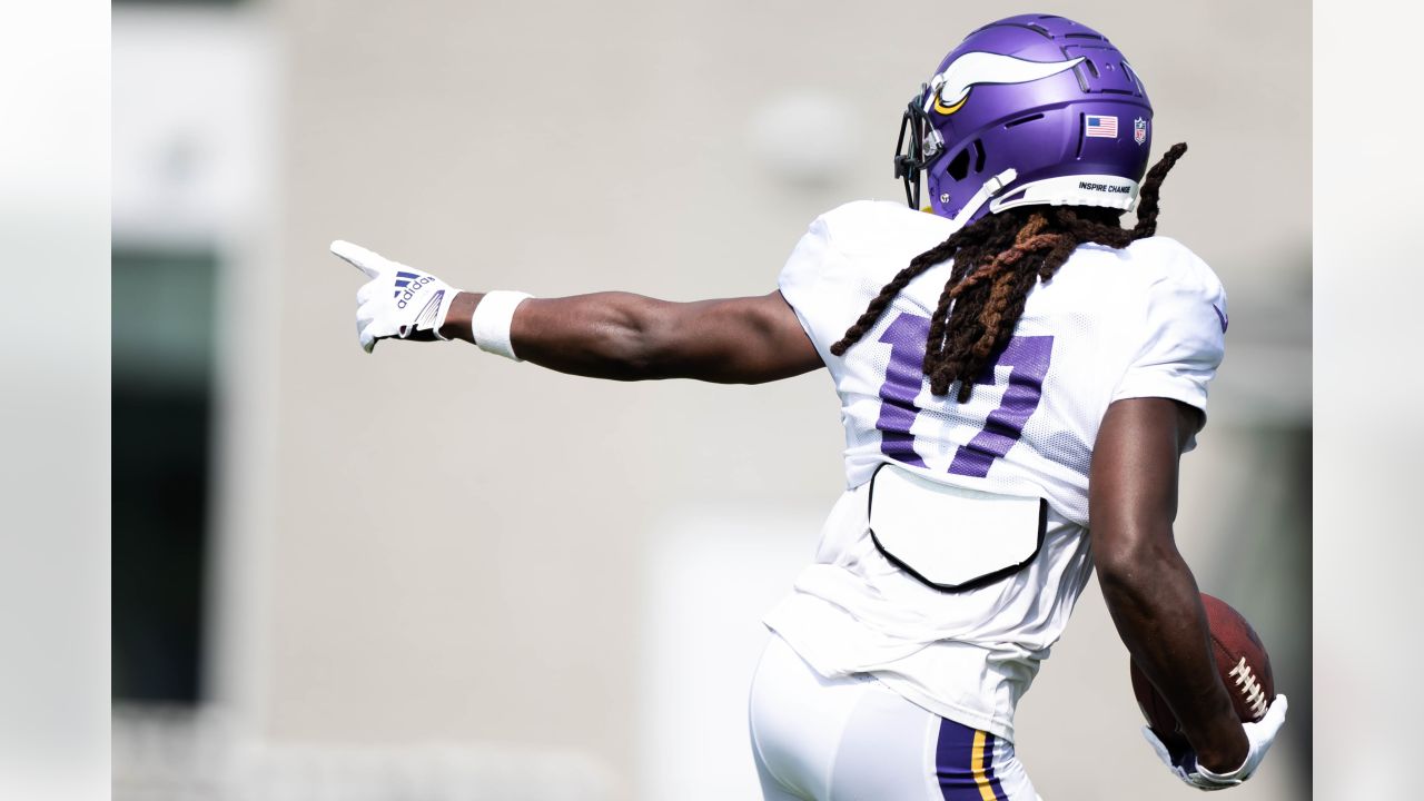 Vikings WRs struggling to make an impact on field