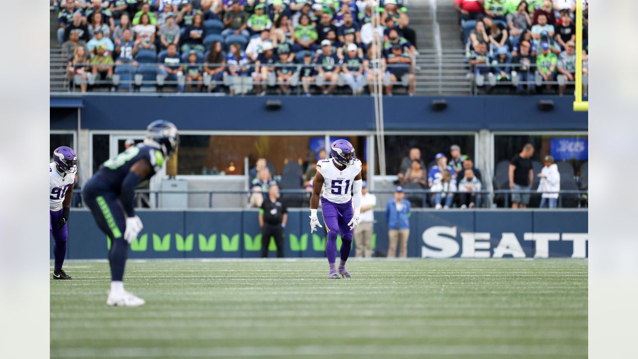 Seahawks Go With Bold Jerseys & Uniforms Against Vikings