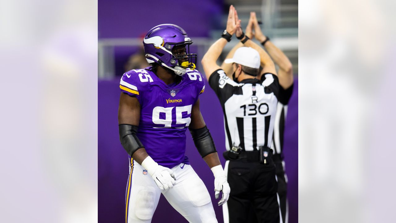 Vikings' Michael Pierce will give Everson Griffen his 97 jersey if