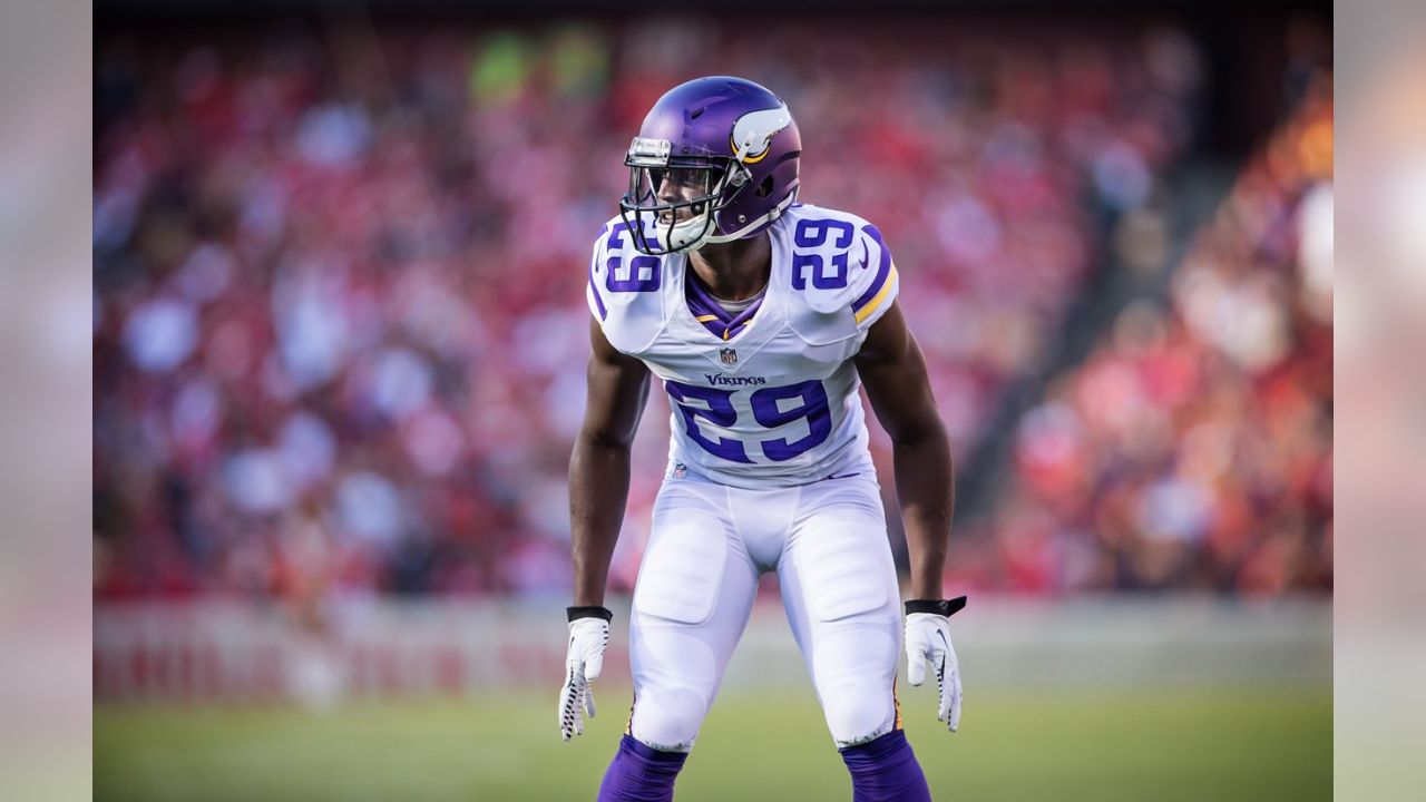 Vikings, CB Rhodes reportedly close on contract extension, PFF News &  Analysis