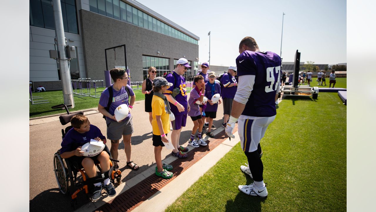 Byron Murphy making plays for Vikings in joint practices with Cardinals -  ABC News