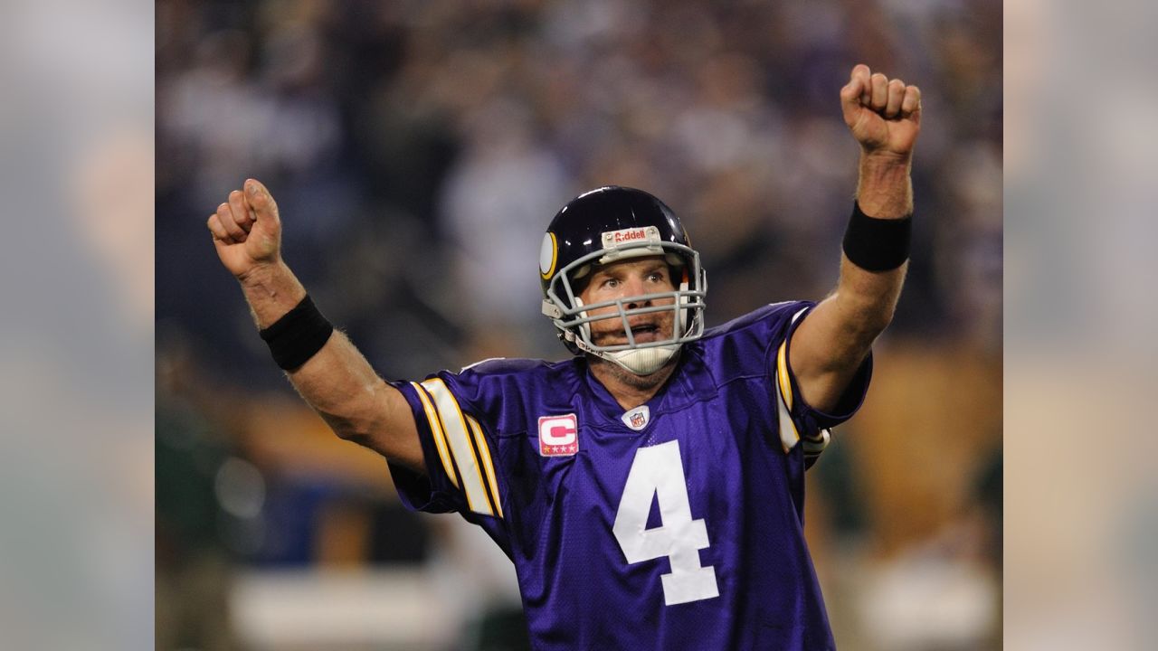 Brett Favre, Terrell Owens among 1st-year Hall of Fame nominees