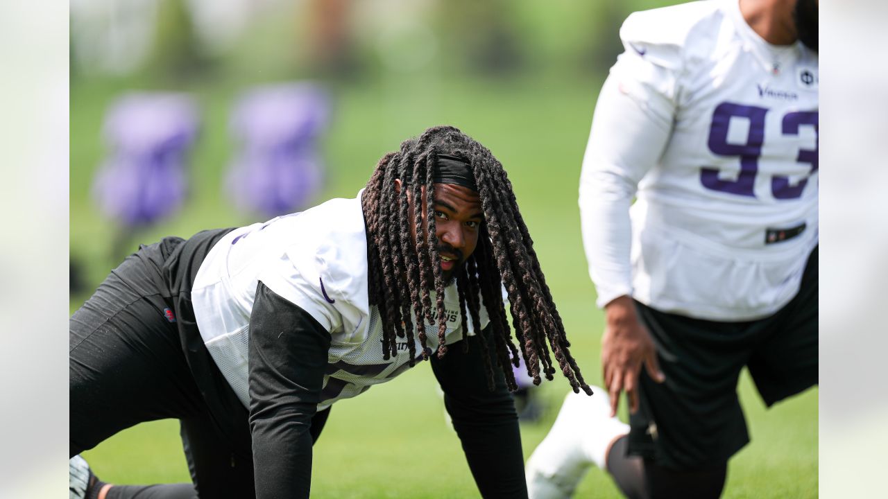 Minnesota Vikings' Defense Thriving under Brian Flores, Instilling