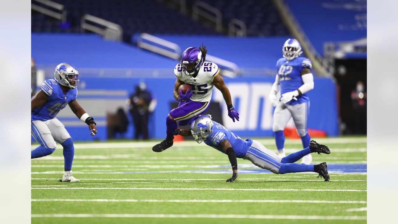 Arizona Cardinals Debut New White Uniforms vs Minnesota Vikings