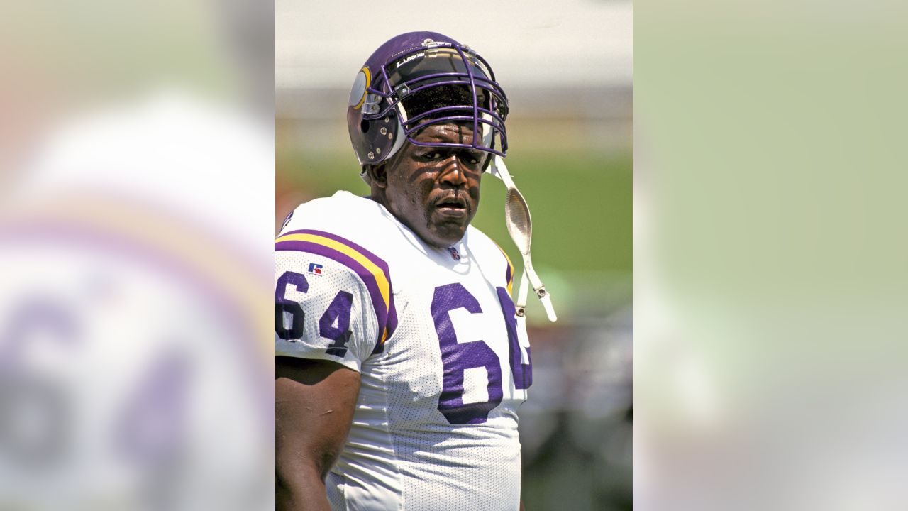 Former Minnesota Vikings guard Randall McDaniel earns a spot in