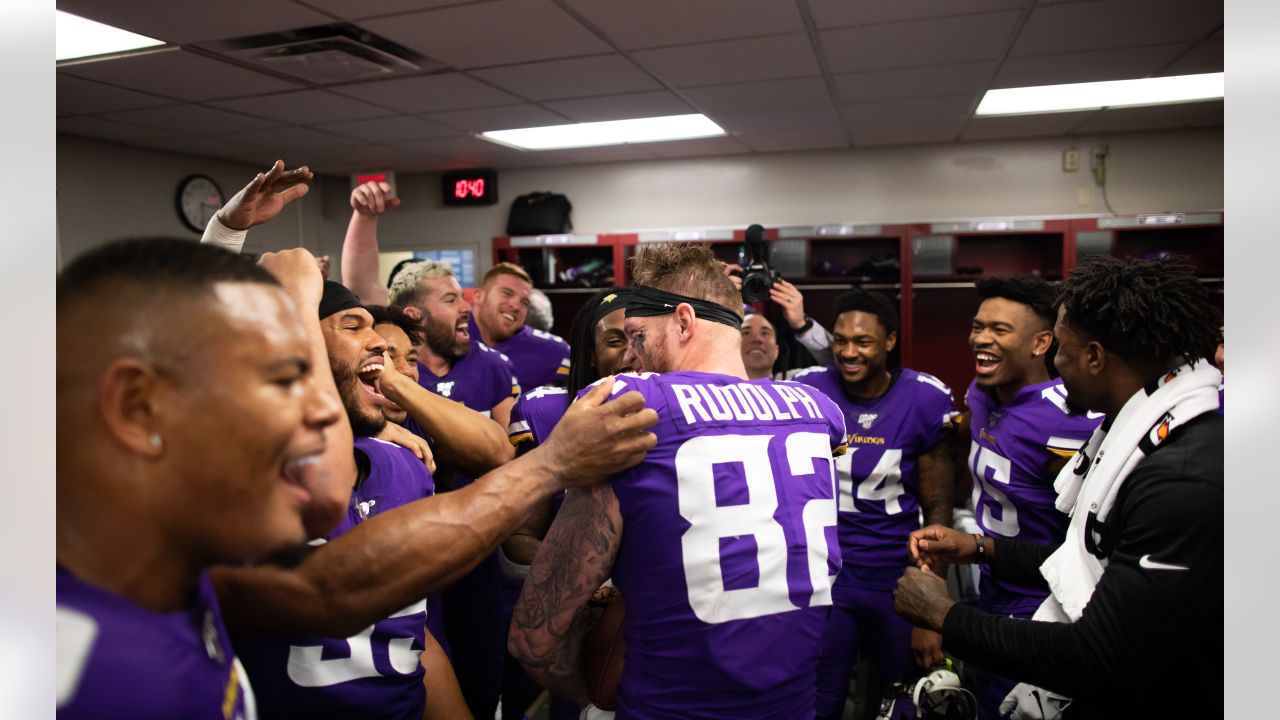 Vikings tight end Kyle Rudolph grounded by family, reaching for stardom –  Twin Cities