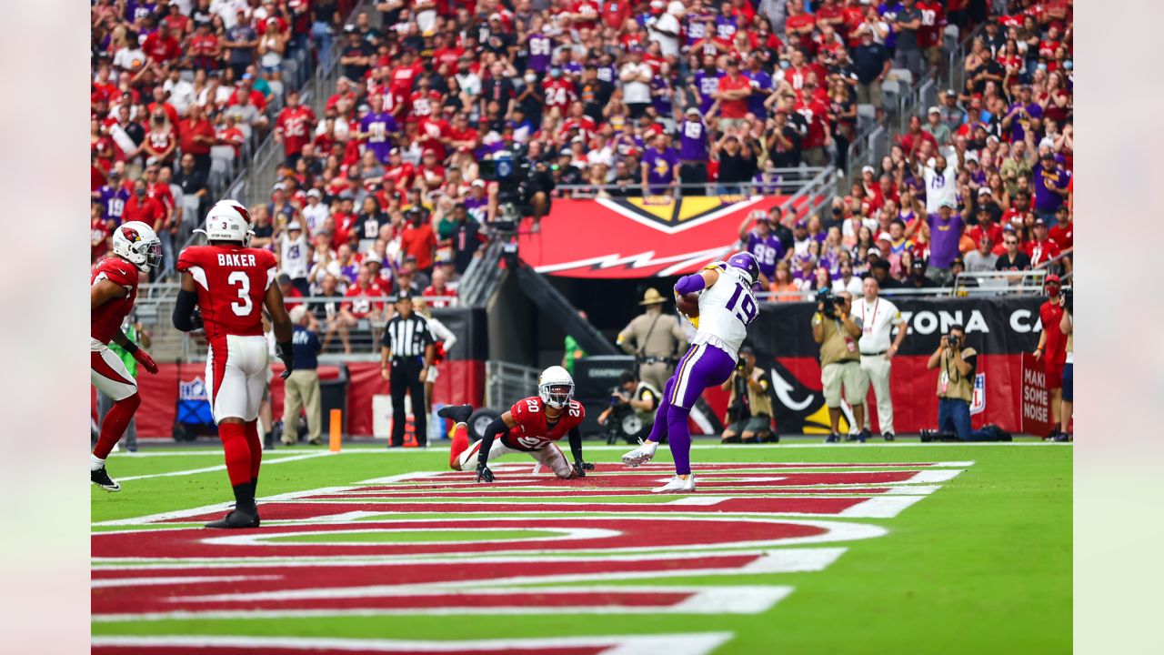 Vikings miss last-second field goal, lose to Cardinals 34-33