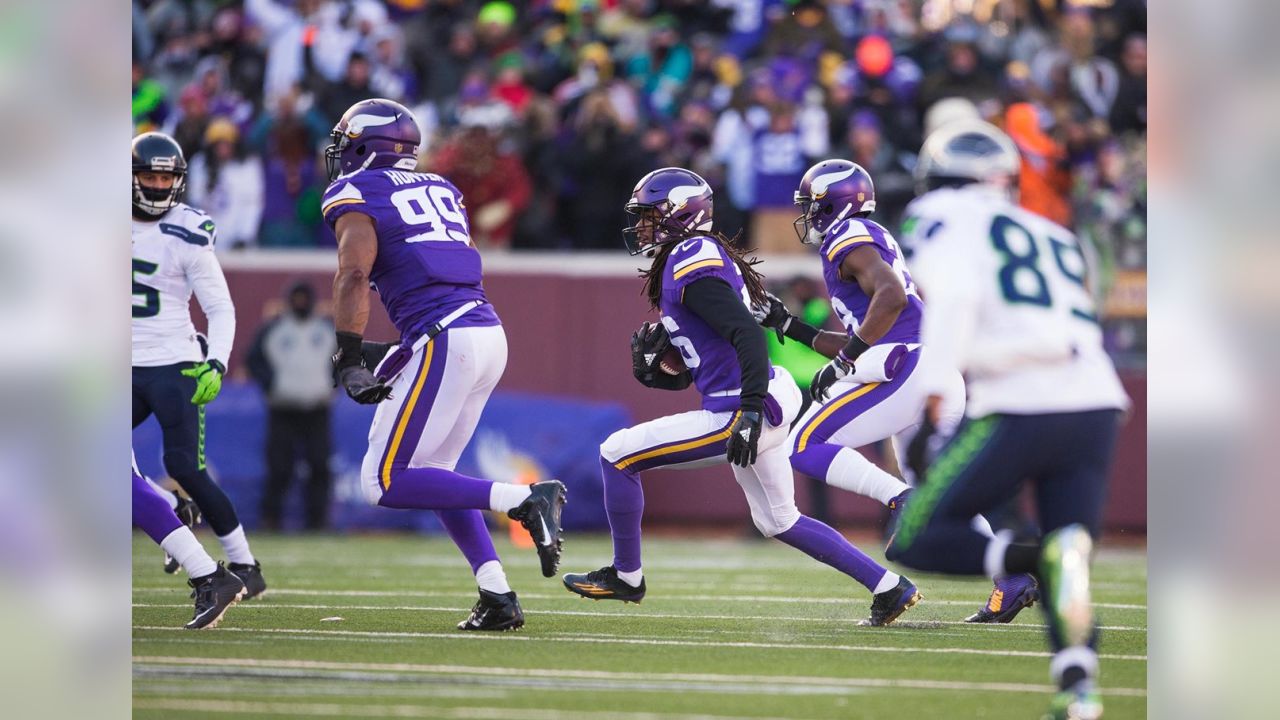 2015 NFC Playoffs: Seattle Seahawks at Minnesota Vikings - Daily