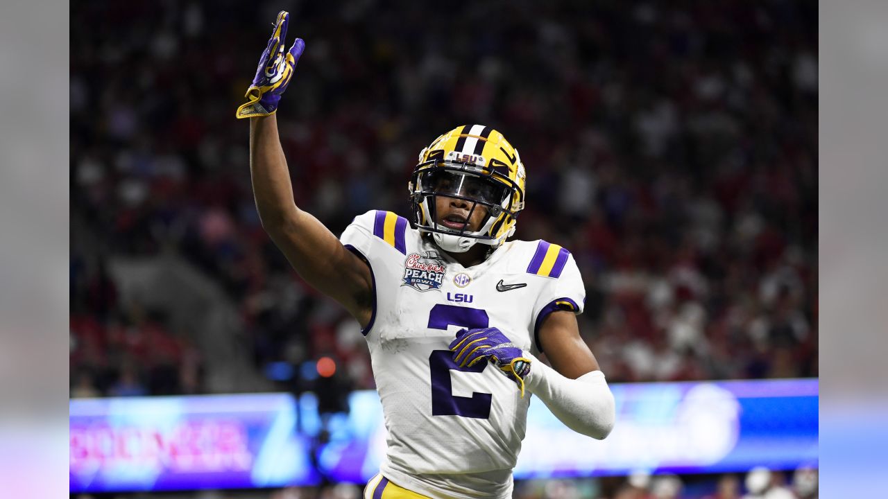 Minnesota Vikings wide receiver Justin Jefferson (18) celebrates after he  scored his first NFL touchdown in the third quarter against the Tennessee  Titans on Sunday, September 27, 2020 at U.S. Bank Stadium