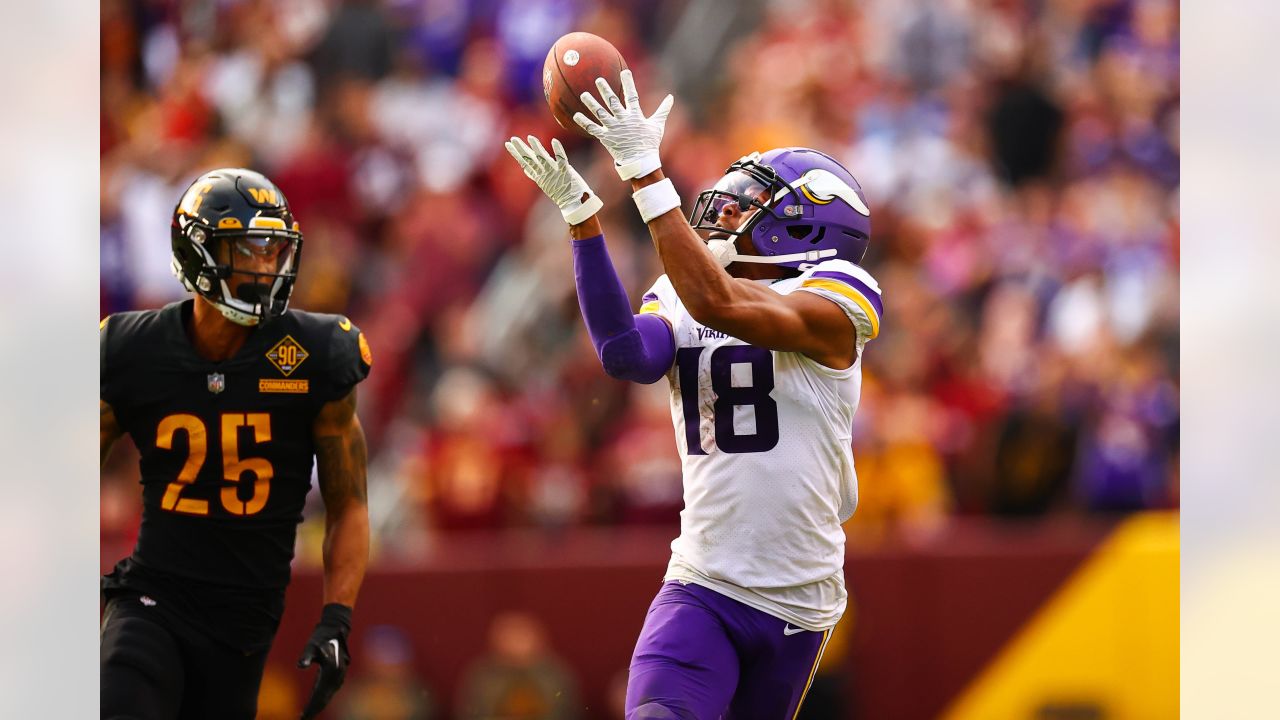 : 2019 Score NFL All Hands Team #4 Adam Thielen