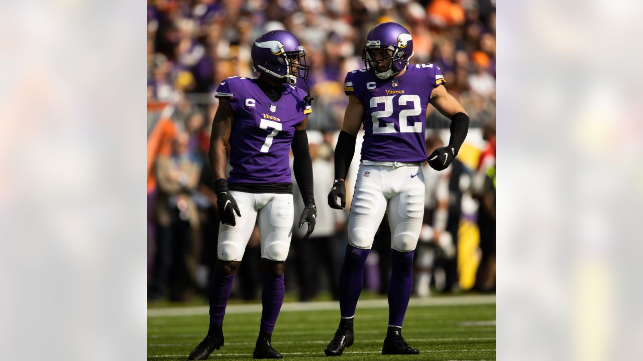 Vikings' new scheme and rookie corners energizing Peterson North News -  Bally Sports