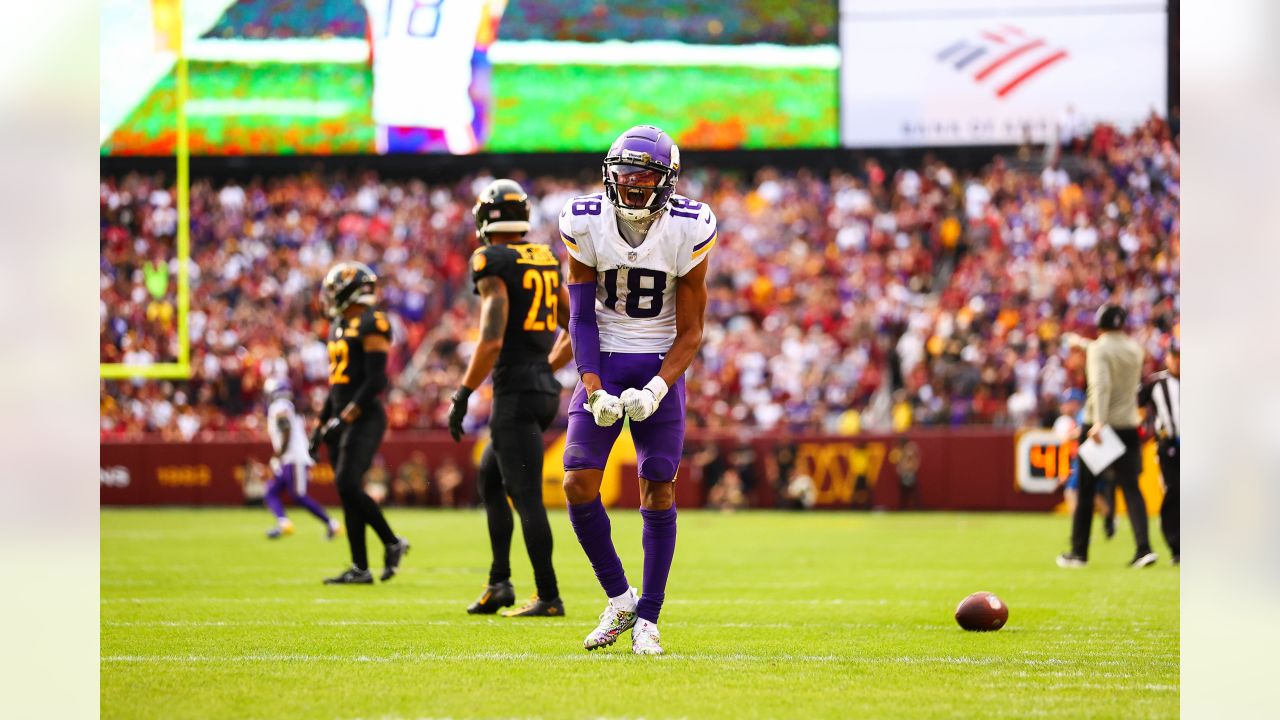 Adam Thielen 2021 Mosaic Touchdown Masters - CardCzar : CardCzar