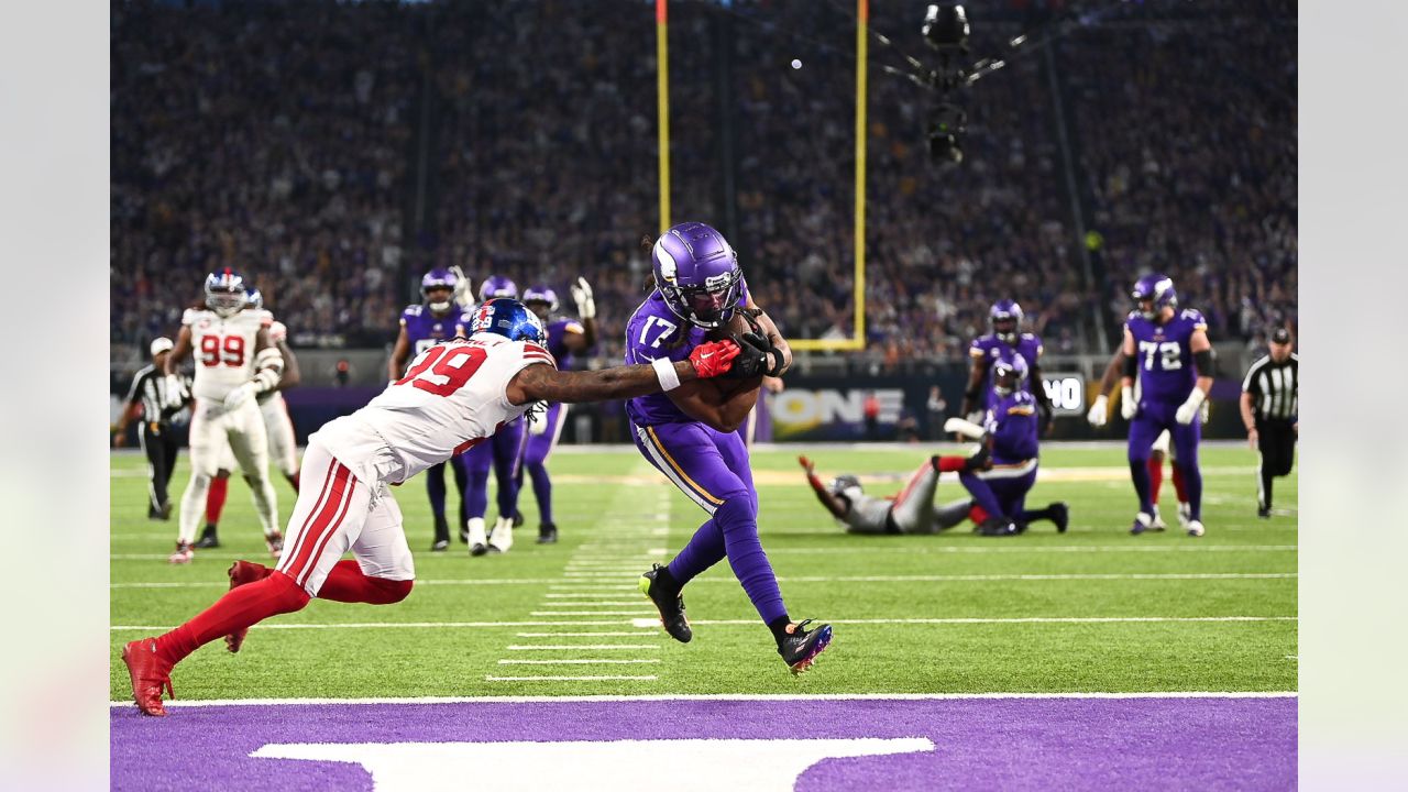 Giants defeat Vikings 31-24 as Minnesota's struggling defense allows 430  yards