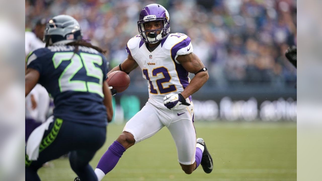 Minnesota Vikings safety Lewis Cine (6) gets set during an NFL pre-season  football game against the Seattle Seahawks, Thursday, Aug. 10, 2023 in  Seattle. (AP Photo/Ben VanHouten Stock Photo - Alamy