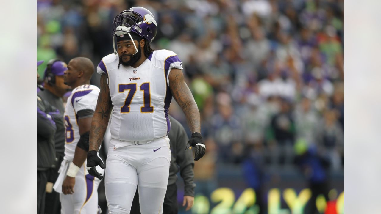 Vikings' OT Phil Loadholt a player for Giants to keep an eye on