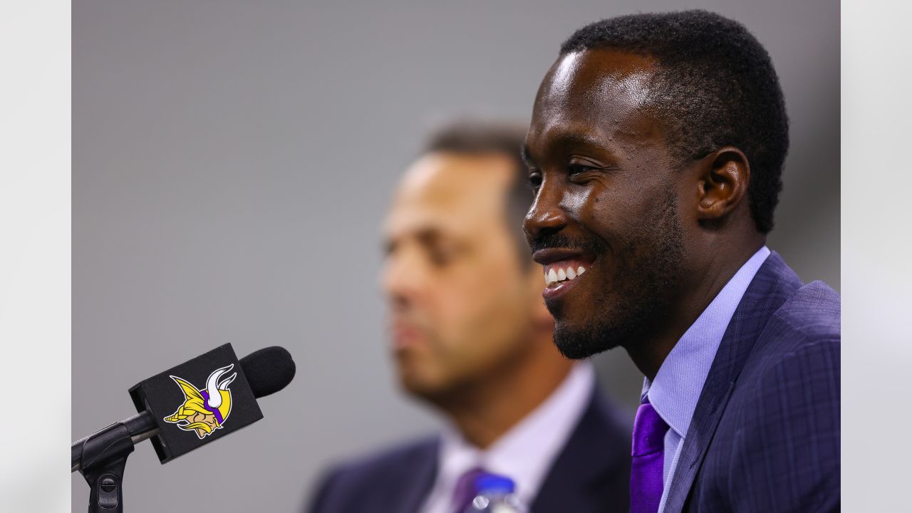 Kwesi Adofo-Mensah Introduced As New Vikings GM - KVRR Local News