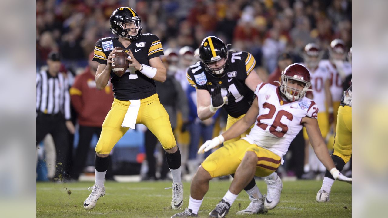 Vikings Choose Stanley In Seventh Round - Sports Illustrated Iowa Hawkeyes  News, Analysis and More