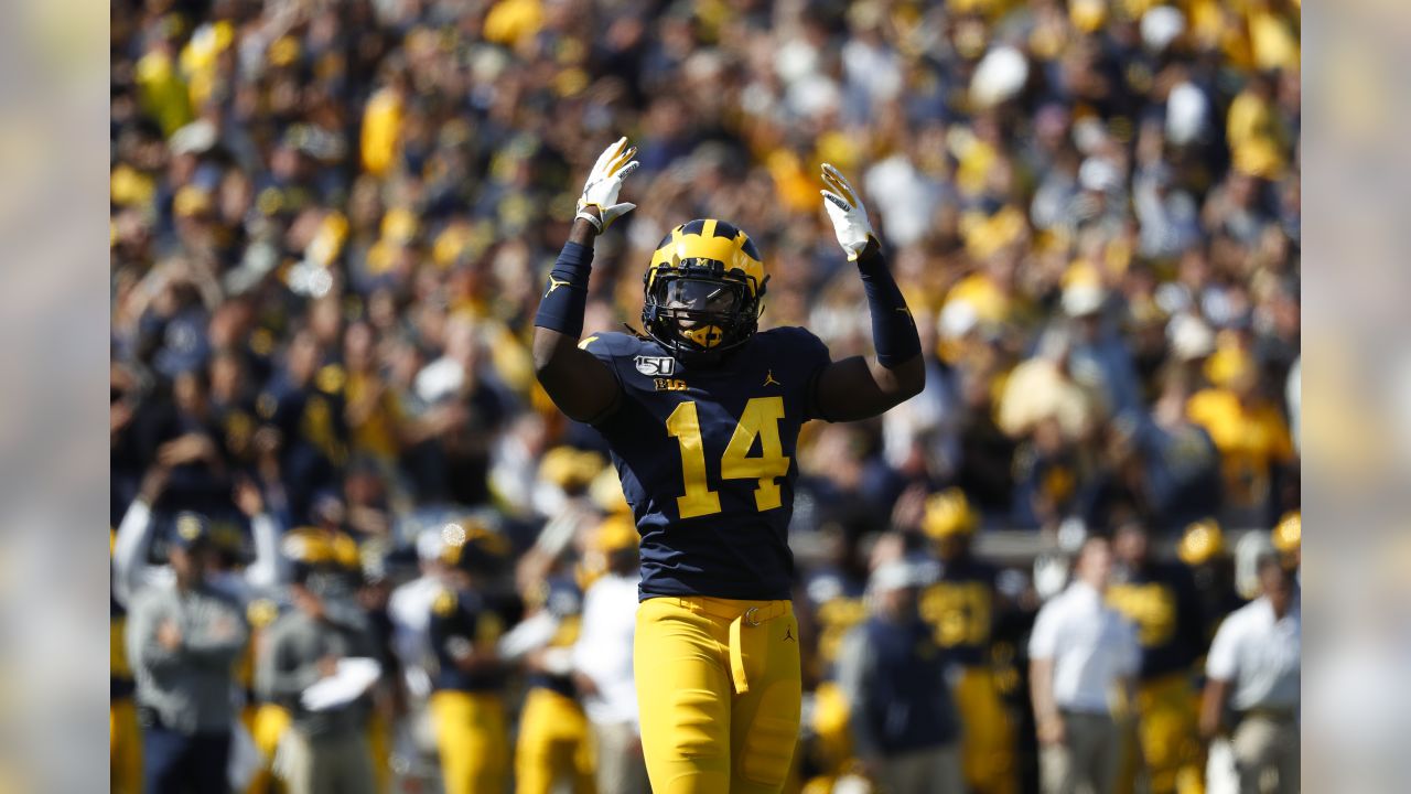 Michigan's Brown hopeful Lavert Hill, Josh Metellus play vs. Indiana